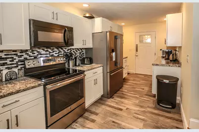 1110 W Hollis Street, Nashua, NH 03062 - Photo 21