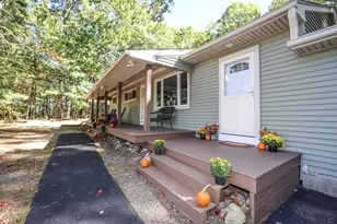 1110 W Hollis St, Nashua, NH 03062 - Photo 9