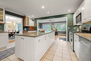 15 Currier Pl, Hanover, NH 03755 - Photo 23