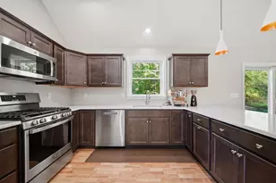 23 Liberty Lantern Ln, Fremont, NH 03044 - Photo 5