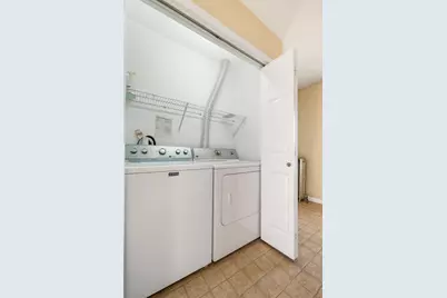 417 Bartlett Street, Manchester, NH 03102 - Photo 33
