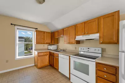 417 Bartlett Street, Manchester, NH 03102 - Photo 31