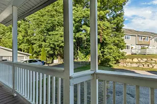 417 Bartlett St, Manchester, NH 03102 - Photo 43