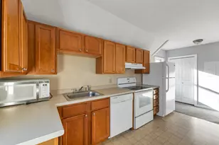 417 Bartlett St, Manchester, NH 03102 - Photo 29