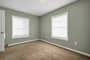 417 Bartlett St, Manchester, NH 03102 - Photo 13