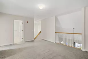 71 N High St, Derry, NH 03038 - Photo 19