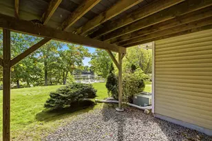 71 N High St, Derry, NH 03038 - Photo 23