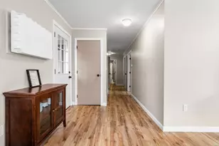 9 Taylor St, Laconia, NH 03246 - Photo 9