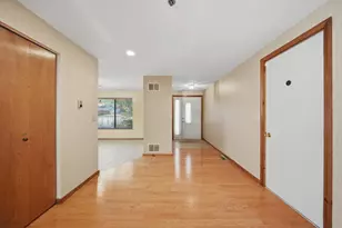 10 Ironwood Ln, Atkinson, NH 03811 - Photo 9