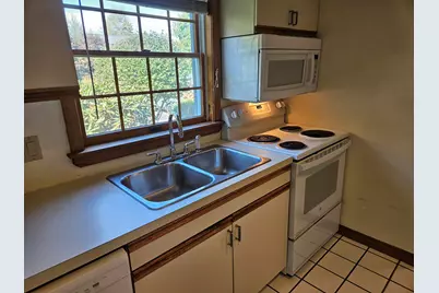 161 Endicott E Street #11, Laconia, NH 03246 - Photo 9