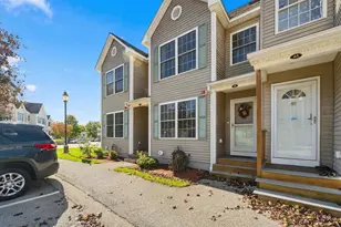 2 Chandler Ct, Hudson, NH 03051 - Photo 3