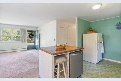 8A Wentworth Street, Exeter, NH 03833 - Photo 13