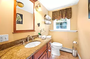 23 Williamsburg Dr, Amherst, NH 03031 - Photo 17