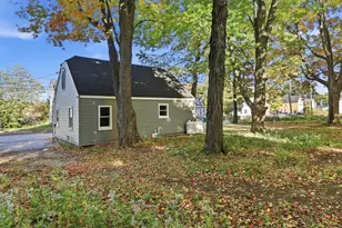 40 Grove St, Rochester, NH 03868 - Photo 27