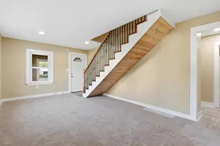 40 Grove St, Rochester, NH 03868 - Photo 5