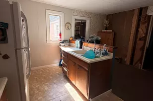 35 Academy Square, Laconia, NH 03246 - Photo 19