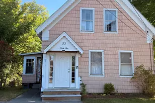 35 Academy Square, Laconia, NH 03246 - Photo 31