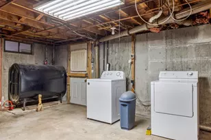 60 Constant St, Manchester, NH 03103 - Photo 29