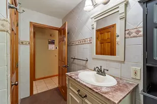 60 Constant St, Manchester, NH 03103 - Photo 19
