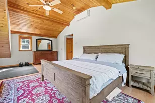 16 Hampshire Dr, Gilford, NH 03249 - Photo 29