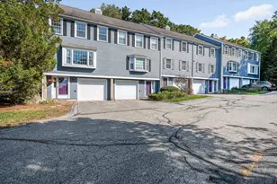 28 Meadowview Cir, Nashua, NH 03062 - Photo 1