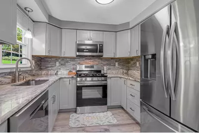 28 Meadowview Circle, Nashua, NH 03062 - Photo 13