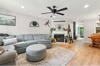 38 Walnut Circle, Merrimack, NH 03054 - Photo 3