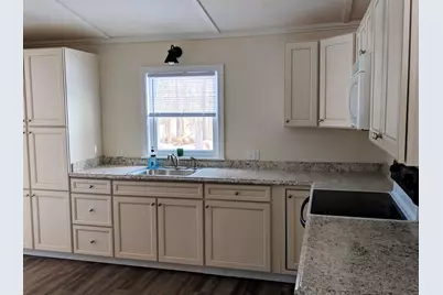 131 Epping Road, Exeter, NH 03833 - Photo 3