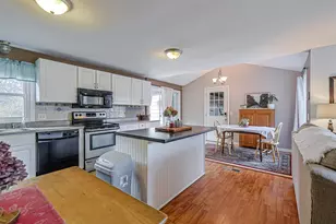 39 Salmon Falls Rd, Rochester, NH 03868 - Photo 13