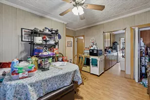 223 Green St, Manchester, NH 03103 - Photo 17