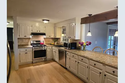 56 Hilltop Drive, Keene, NH 05301 - Photo 5