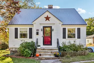 88 Broadway St, Pembroke, NH 03275 - Photo 1
