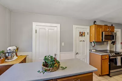 88 Broadway Street, Pembroke, NH 03275 - Photo 11