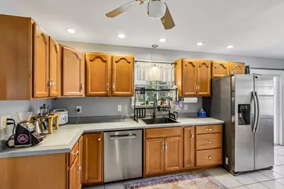 88 Broadway Street, Pembroke, NH 03275 - Photo 7