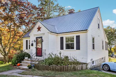 88 Broadway Street, Pembroke, NH 03275 - Photo 5