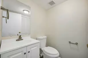 18 Juniper Rd, Derry, NH 03038 - Photo 21