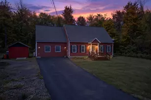 195 S Hidden Lake Rd, Stoddard, NH 03464 - Photo 47