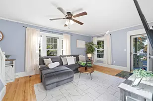 293 Candia Rd, Manchester, NH 03109 - Photo 13