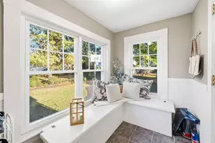 293 Candia Rd, Manchester, NH 03109 - Photo 5