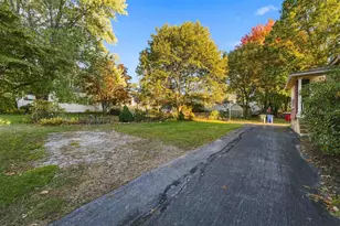 293 Candia Rd, Manchester, NH 03109 - Photo 31