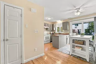 1324 Goffstown Rd, Manchester, NH 03102 - Photo 7