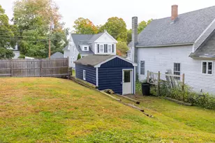 42 Highland Ave, Milford, NH 03055 - Photo 9