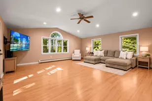 9 Brady Ave, Derry, NH 03038 - Photo 11