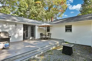 9 Brady Ave, Derry, NH 03038 - Photo 21