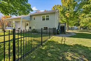 896 Bodwell Rd, Manchester, NH 03109 - Photo 35