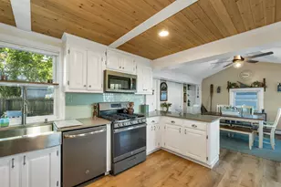 13 Morningside Dr, Hampton, NH 03842 - Photo 5