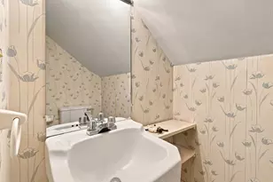 44 Atherton Ave, Nashua, NH 03064 - Photo 17
