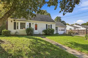 44 Atherton Ave, Nashua, NH 03064 - Photo 1