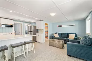 27 Concord Ave, Hampton, NH 03842 - Photo 15