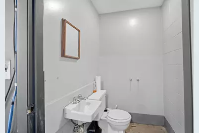 74 Eddy Road, Manchester, NH 03102 - Photo 31